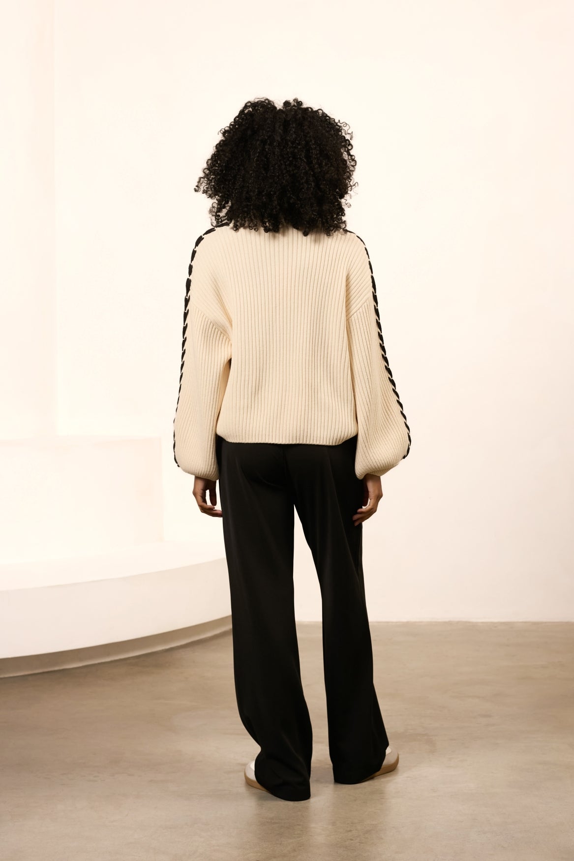 EVELYNE SWEATER