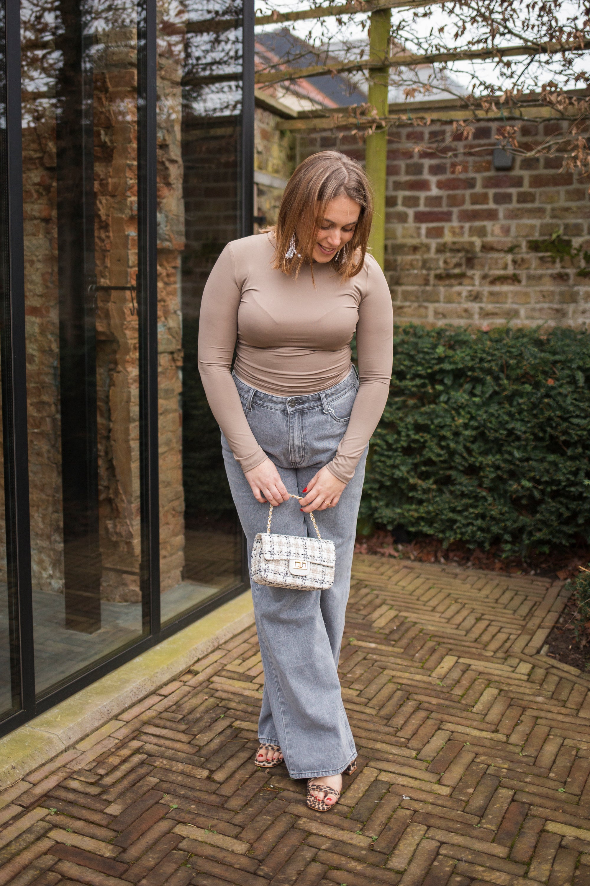 MAE BASIC LONG SLEEVE - BEIGE