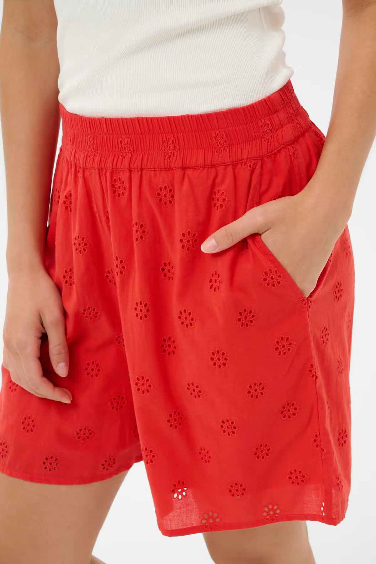 FIONA SHORT - RED