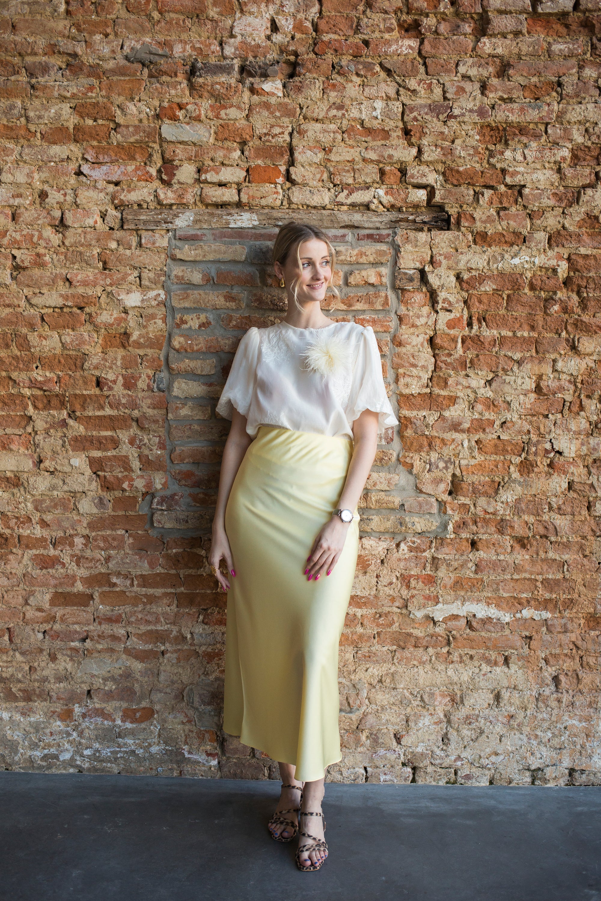 LIVIA SATIN SKIRT - YELLOW