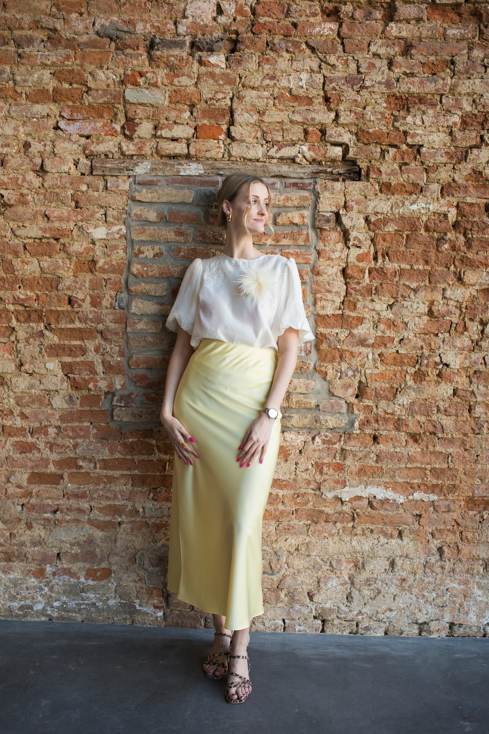 LIVIA SATIN SKIRT - YELLOW