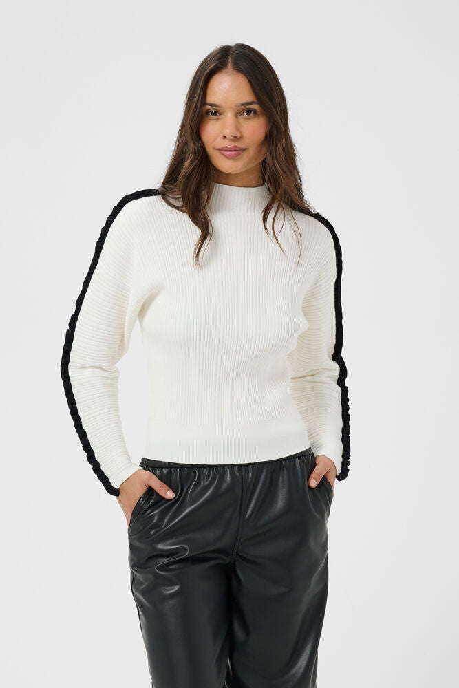 HILMA PULL